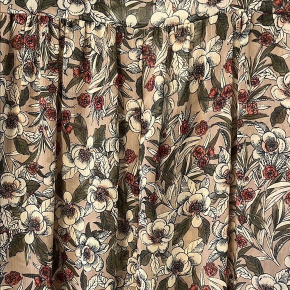 Karlie Brown and Tan Floral Blouse - Picture 9 of 9